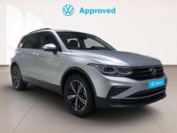 Usado VW Tiguan Life 130 CV (95 kW) 2023 Plata reflex (metalizado) SUV