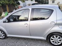 Usado Toyota Aygo Live 68 CV (50 kW) 2009 Gris / plata Utilitario