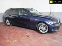 Usado BMW 320e 190 CV (139 kW) 2020 Azul Familiar