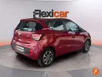 Usado Hyundai i10 67 CV (49 kW) 2017 Rojo Utilitario