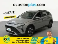 Usado Hyundai Bayon 84 CV (61 kW) 2022 Gris SUV