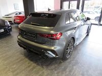 Usado Audi RS3 Sportback Design 400 CV (294 kW) 2025 Gris Utilitario