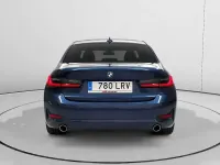 Usado BMW 320 Advantage 190 CV (139 kW) 2021 Azul Berlina