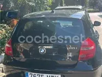 Usado BMW 116 122 CV (89 kW) 2010 Negro Utilitario