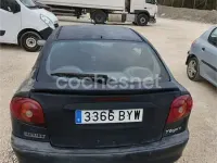 Usado Renault Mégane Coupé Dynamique 95 CV (69 kW) 2002 Verde Coupe