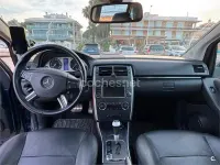 Usado Mercedes B180 109 CV (80 kW) 2008 Azul Monovolumen