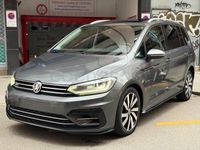 Usado VW Touran Sportline 150 CV (110 kW) 2019 Gris / plata Monovolumen