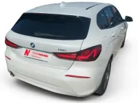 Usado BMW 118 Comfort Edition 136 CV (100 kW) 2022 Blanco
