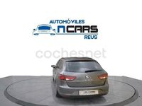 Usado Seat Leon Reference 105 CV (77 kW) 2015 Gris / plata Familiar