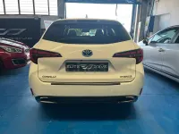 Usado Toyota Corolla Edition 140 CV (102 kW) 2023 Blanco Familiar