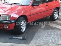 Usado Peugeot 205 80 CV (58 kW) 1990 Rojo Berlina
