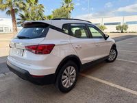 Usado Seat Arona Style 95 CV (69 kW) 2021 Blanco SUV