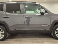 Usado Jeep Renegade Limited 120 CV (88 kW) 2022 Gris / plata SUV