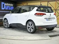 Usado Renault Scénic Zen 130 CV (95 kW) 2017 Blanco