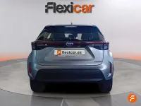 Usado Toyota Yaris Cross Active 116 CV (85 kW) 2024 Gris / plata SUV
