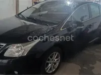 Usado Toyota Avensis Active 126 CV (92 kW) 2011 Negro Berlina