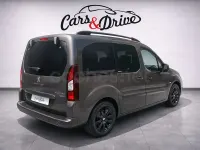 Usado Peugeot Partner Tepee Outdoor 100 CV (73 kW) 2017 Marrón Monovolumen