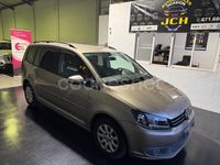 Begagnad VW Touran Advance 105 HK (77 kW) 2012 Beige Minibuss