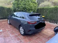 Usado Kia Ceed 100 CV (73 kW) 2022 Gris / plata Utilitario