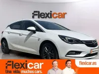 Usado Opel Astra Dynamic 110 CV (80 kW) 2019 Blanco Utilitario