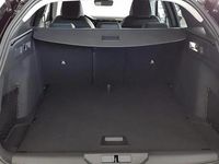 Usado Peugeot 308 Allure 131 CV (96 kW) 2023 Negro perla nera Familiar