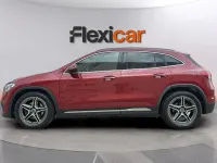 Usado Mercedes GLA200 150 CV (110 kW) 2022 Rojo SUV