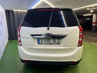 usado Mahindra XUV500 2.2D W6 FWD