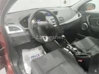 Usado Renault Mégane Dynamique 130 CV (95 kW) 2010 Naranja Berlina