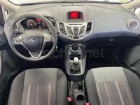 Usado Ford Fiesta Trend 82 CV (60 kW) 2010 Negro Utilitario