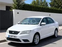 Usado Seat Toledo Reference 105 CV (77 kW) 2013 Blanco Utilitario