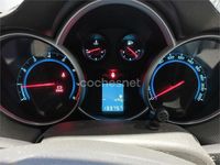 Usado Chevrolet Cruze LS 113 CV (83 kW) 2011 Gris / plata Berlina