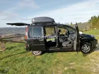 Usado Renault Kangoo Expression 90 CV (66 kW) 2015 Negro Monovolumen