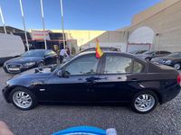 Usado BMW 318 122 CV (89 kW) 2006 Azul Berlina