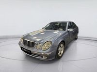 Usado Mercedes E270 Avantgarde 177 CV (130 kW) 2003 Azul Berlina