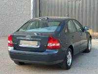 Usado Volvo S40 Momentum 125 CV (91 kW) 2007 Azul Berlina