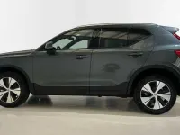 Nuevo Volvo XC40 Core 163 CV (119 kW) 2026 Verde SUV