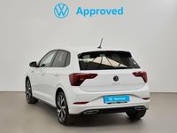 Usado VW Polo R-line 110 CV (80 kW) 2024 Blanco puro Berlina