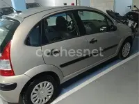 Usado Citroën C3 61 CV (44 kW) 2006 Beige Berlina