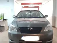Usado Toyota Corolla Terra 90 CV (66 kW) 2004 Gris / plata Berlina