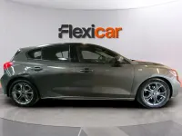 Usado Ford Focus ST-Line 125 CV (91 kW) 2020 Gris Berlina