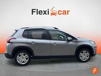Usado Peugeot 2008 Active 130 CV (95 kW) 2019 Gris SUV