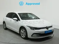 Usado VW Golf VIII Life 115 CV (84 kW) 2023 Blanco Berlina