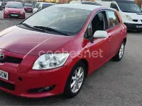 Usado Toyota Auris 90 CV (66 kW) 2008 Rojo Utilitario