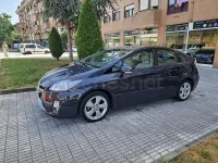 Usado Toyota Prius Advance 136 CV (100 kW) 2010 Gris / plata Utilitario