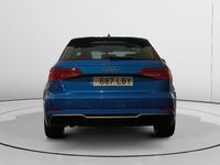 Usado Audi A3 S-Line 116 CV (85 kW) 2019 Azul Berlina