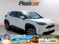 Usado Toyota Yaris Active 116 CV (85 kW) 2022 Blanco Utilitario