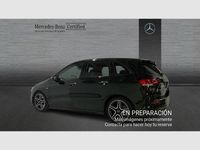 Usado Mercedes B200 150 CV (110 kW) 2022 Negro cosmos (metalizado) Monovolumen