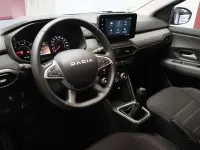 Usado Dacia Sandero Expression 91 CV (66 kW) 2025 Blanco Utilitario