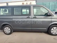 Usado VW Caravelle 150 CV (110 kW) 2022 Gris / plata Van