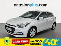 Usado Hyundai i20 90 CV (66 kW) 2015 Gris plata Utilitario
